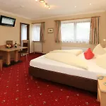شقة فندقية أبارت بيتر 4*