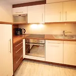 أبارت بيتر 4*