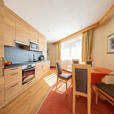 Peter 4* Sölden