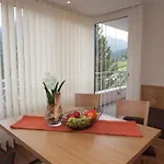 彼得公寓酒店 4*