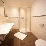 彼得公寓酒店